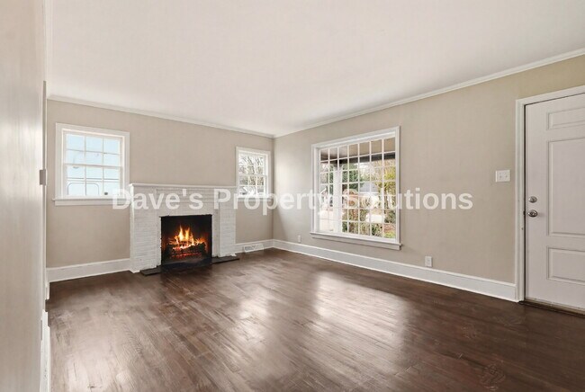 Beautifully updated and ready for its new tenants!
