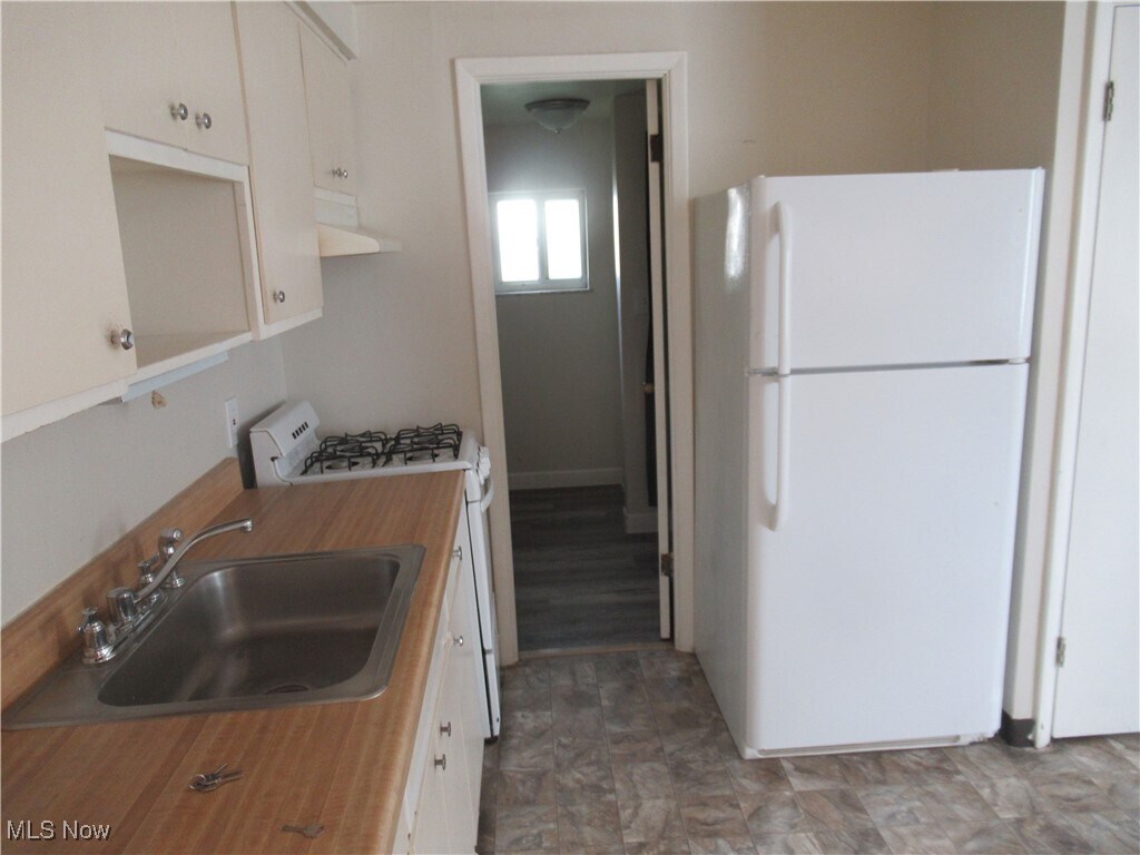 Photo - 489 Broadway Ave Unit B