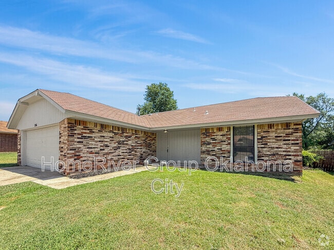 Building Photo - 216 Oak Tree Dr Rental