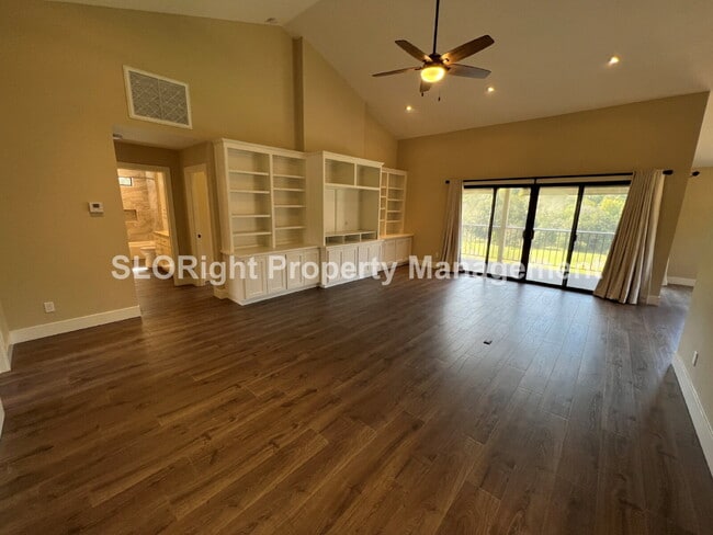 Photo - AVAILABLE NOW - Recently Updated Home in Templeton - 2 Bed / 2 Bath Unit A