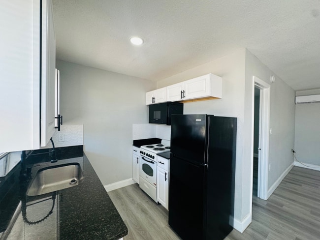 Photo - 1122 Neptune Dr