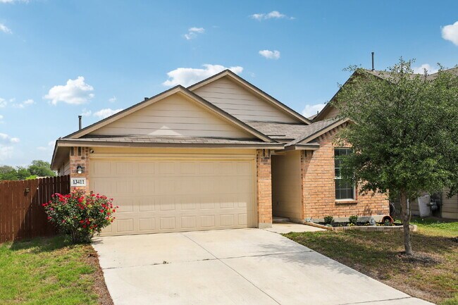 Photo - "Charming 3-Bedroom Haven with Granite Elegance in San Antonio!"