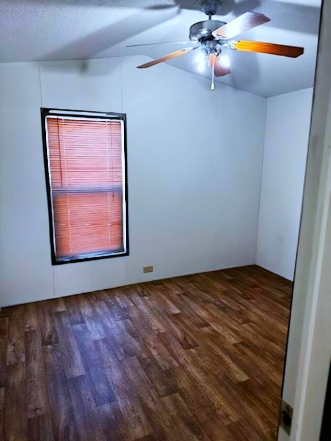 Photo - 1001 Co Rd 773