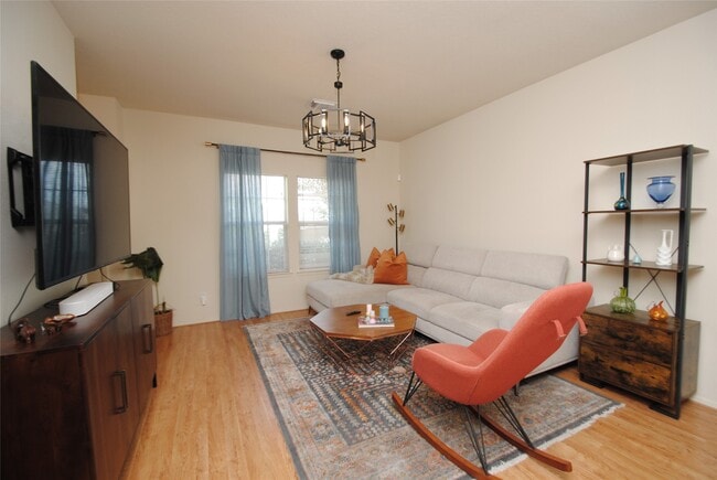 Photo - 6363 Provident Green Dr