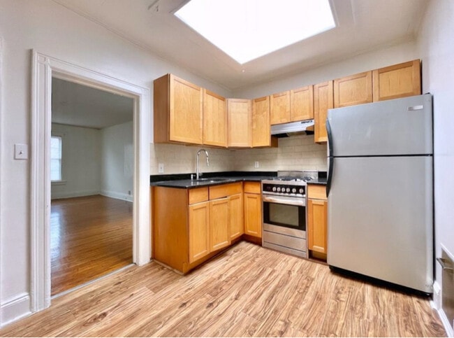 Photo - 163 Glenwood Ave