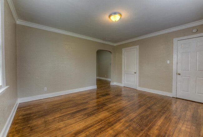 1202 Tutwiler Ave