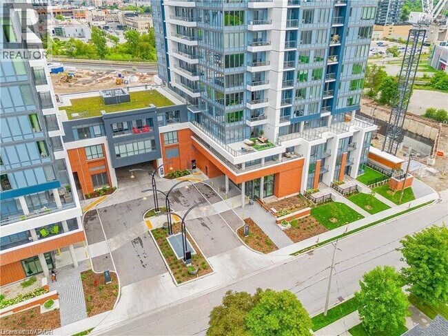 Photo - 15 Wellington St S Unité 1702