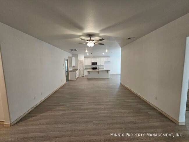 Photo - 1325 Bajada St