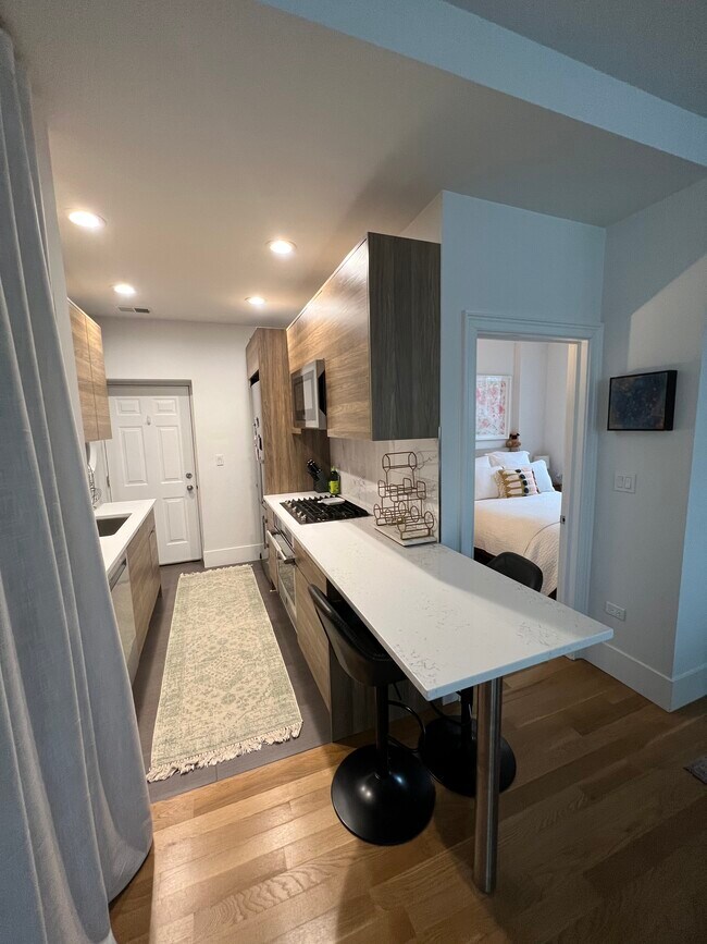 Photo - 2854 N Racine Ave Unit 2