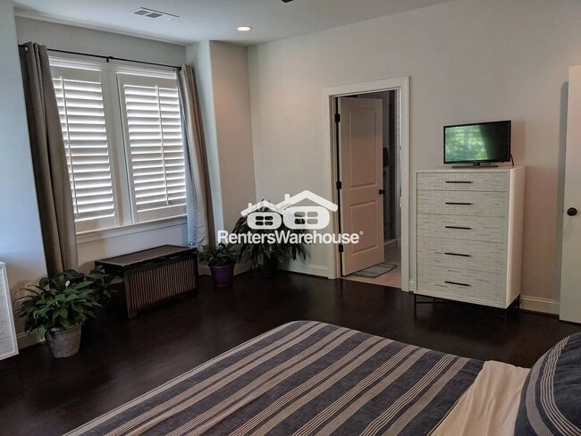 Photo - 2159 Niles Pl NE