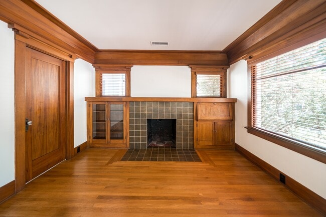 Photo - 3924 Alameda Pl