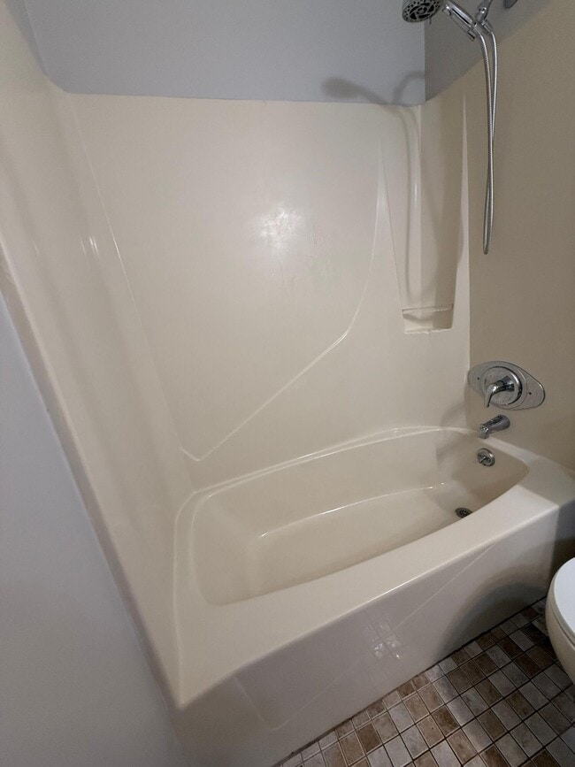 Photo - 1718 Bennetts End