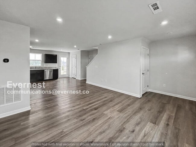 Photo - 3 Bed/2.5 Bath Home with Garage / Pet-Friendly /Available Now!