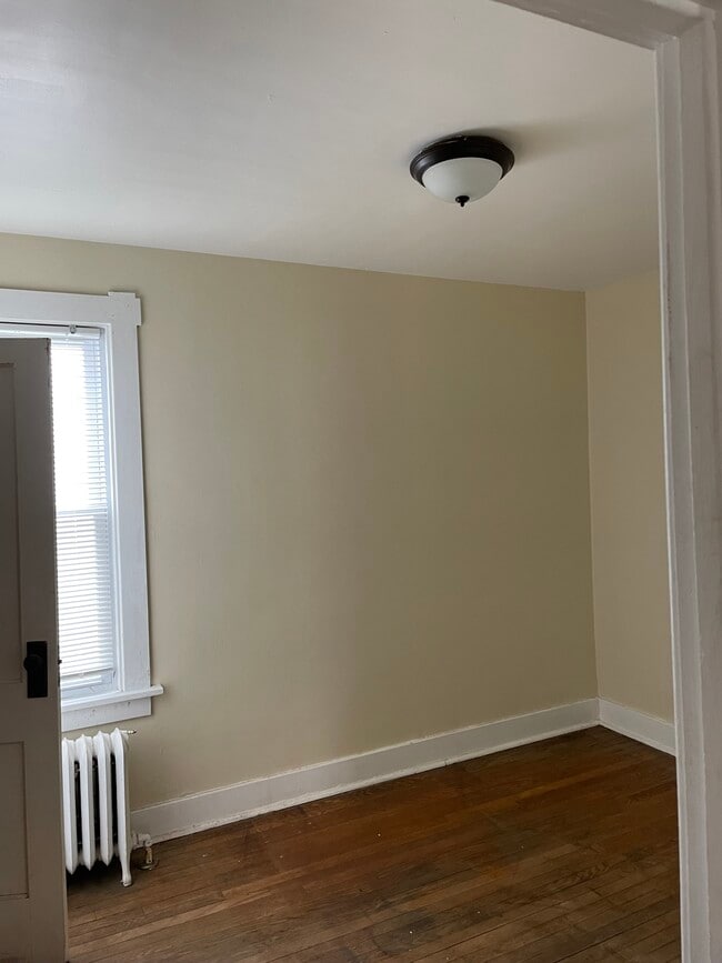 875 Warren St Unit 875 Warren Street