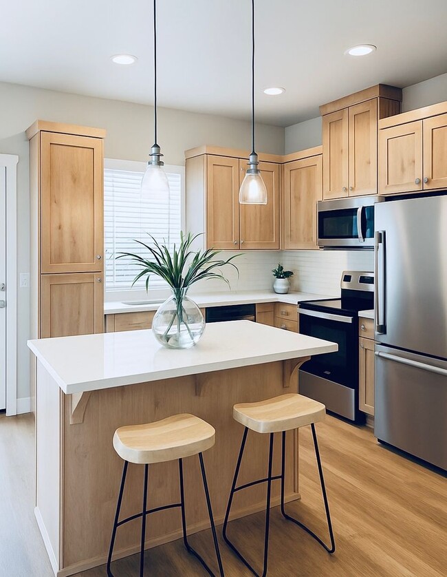 Photo - 63286 NW Oregon Ave Unit 2