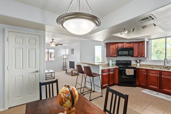 Photo - 4925 E Desert Cove Ave Unit 310