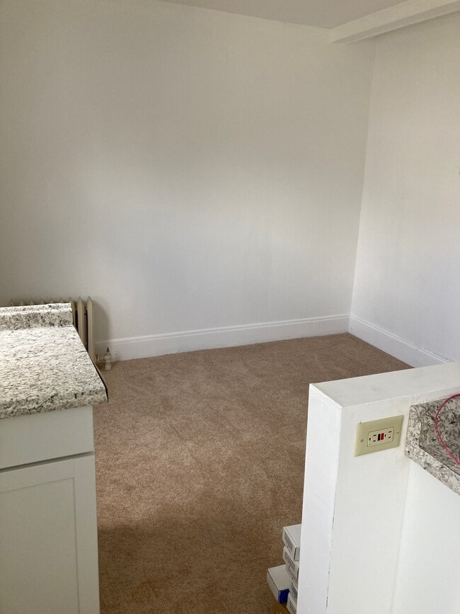 Photo - 262 Boston Tpke Unit 262-1