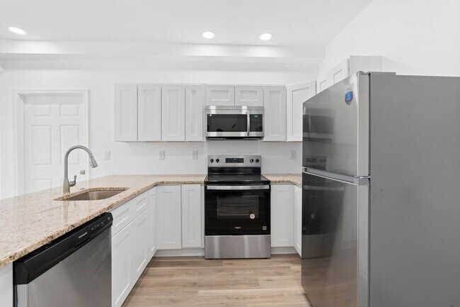 Photo - 4512 Lancaster Ave Unit 202