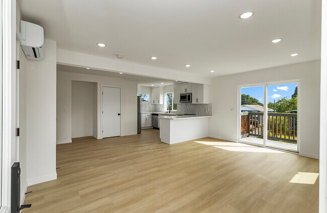 Photo - 5655 31st Ave SW Unit A