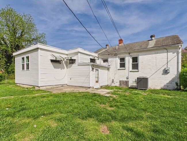 Photo - 3600 Pilots Ln