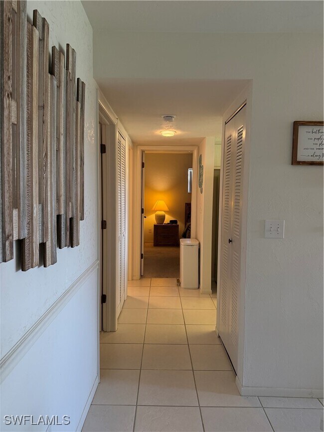 Photo - 5590 Trailwinds Dr Unit 421