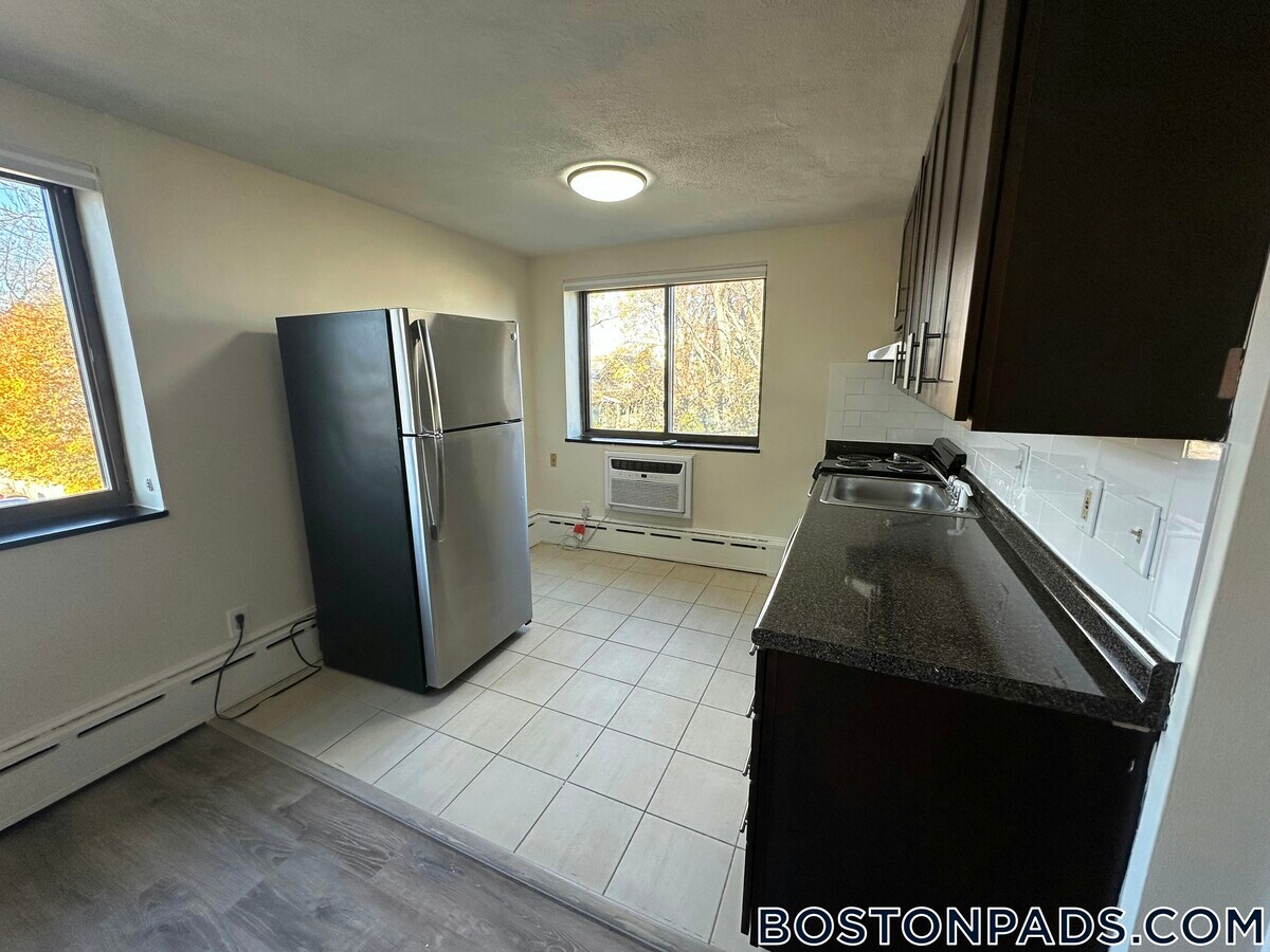 Photo - 15 Chester St Unit 47