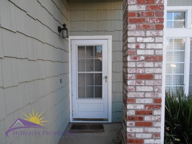 Photo - Spacious 3 Bed 2.5 Bath 1,959 Sq. Ft. Antelope Home