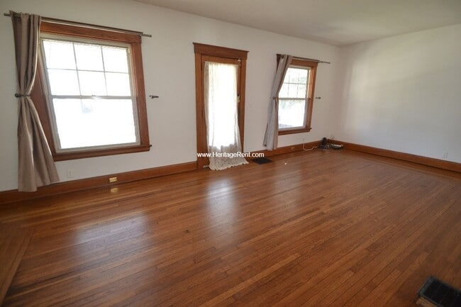Photo - Nicely renovated 3 bedroom house in Ludlow