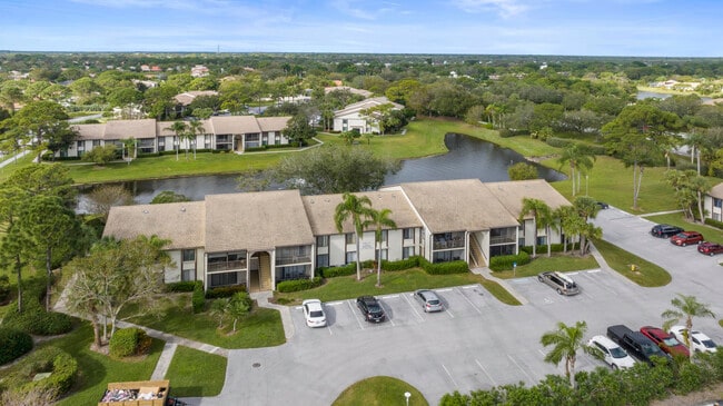 Photo - 2733 SW Matheson Ave Condo Unit 115-D2