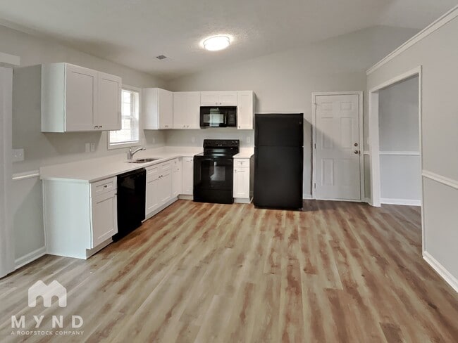 Photo - 140 Pebble Ridge Dr