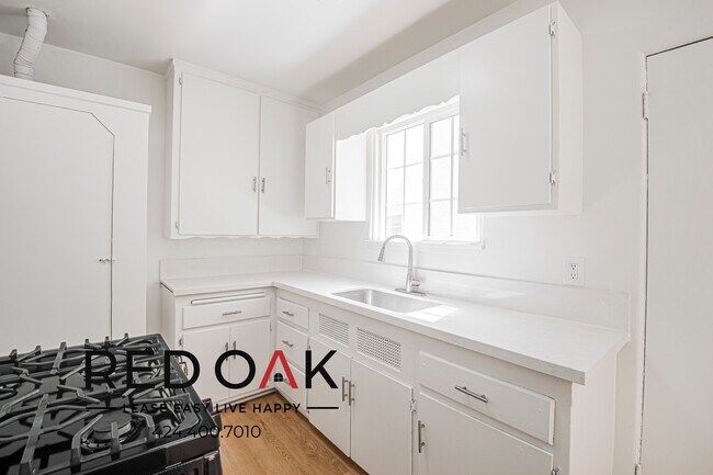 Photo - 2417 W Vernon Ave Unit 2421 1/2