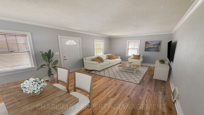 Photo - 700 S Hawthorne Ave