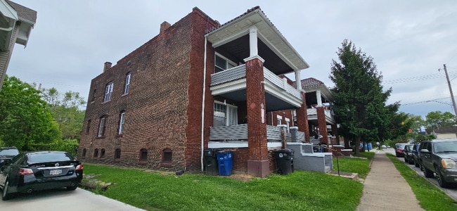 Building Photo - 563 E 118th St Rental