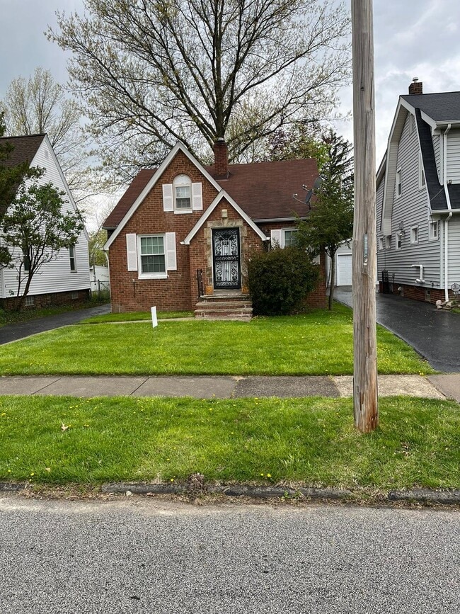 Photo - 920 Vineshire Rd