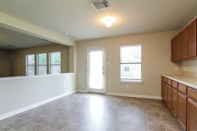 Photo - 15602 Clarks Fork Ct