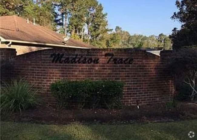 Building Photo - 14712 Madison Ln Rental