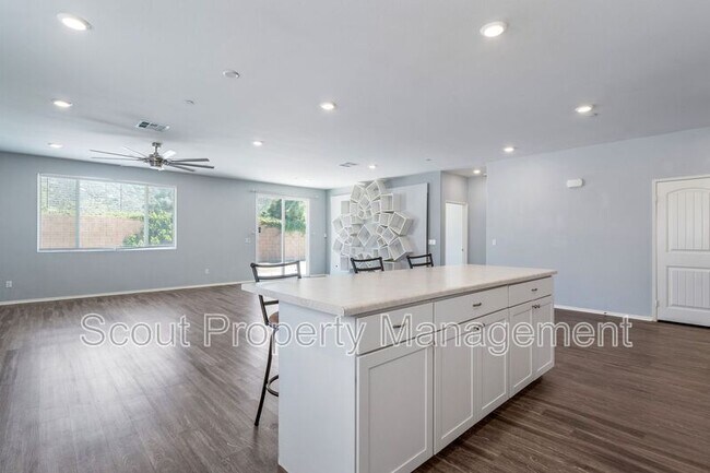 Photo - 32323 Roman Warren Wy