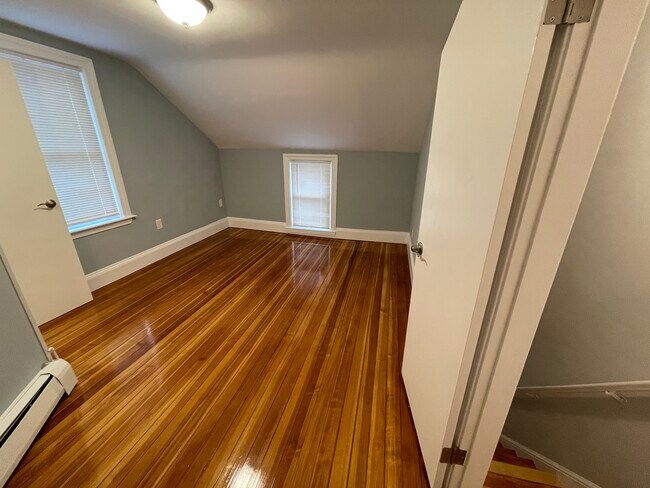 Photo - 309 Highland Ave Unit R