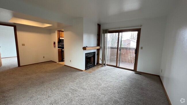 Building Photo - Well Kept 2 Bedroom Foxridge Condo W/Garag...