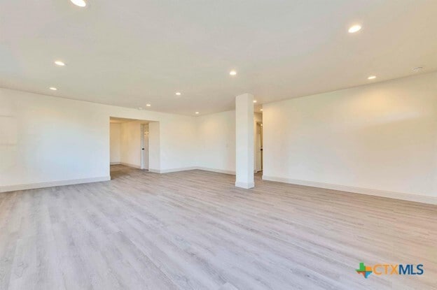 Photo - 214 Jackman St