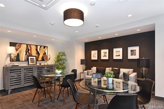 Photo - 2 Mill St Unit 5B