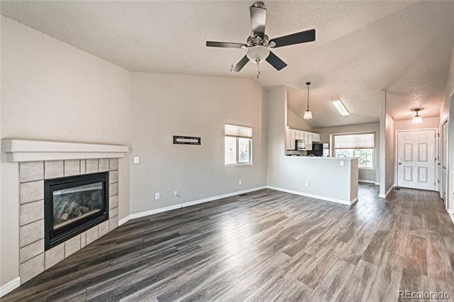 Photo - 2588 Weyburn Way