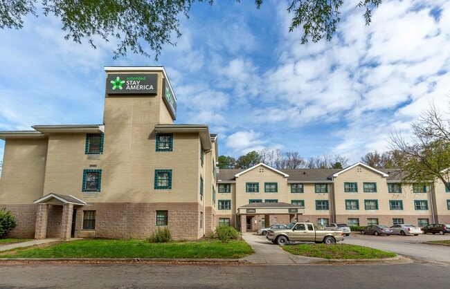 Furnished Studio-Raleigh - North Raleigh