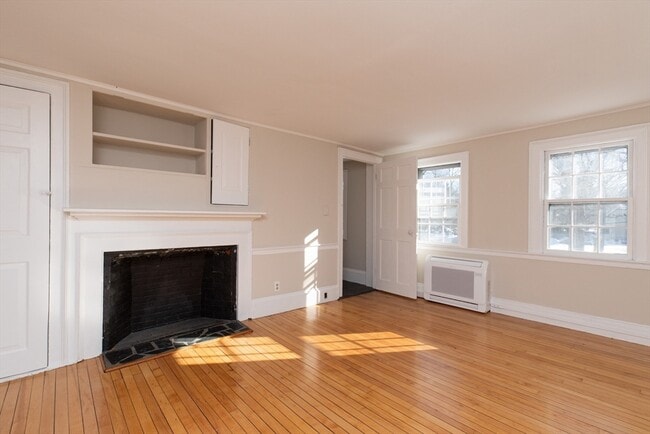 Photo - 21 Gardner St Unit B