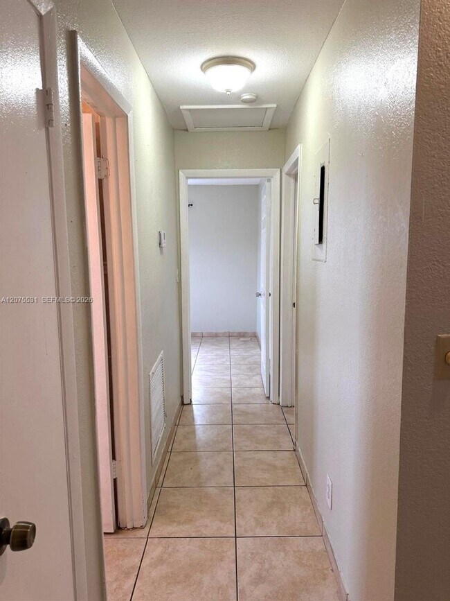 Photo - 6034 SW 35th St Unit 1-2