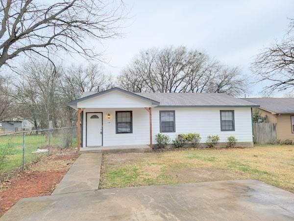 Building Photo - 114 Opal St