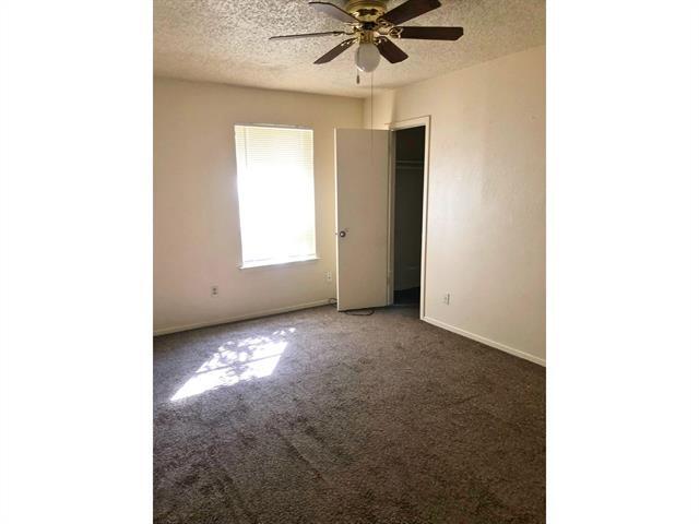Photo - 104 Ramada Ave