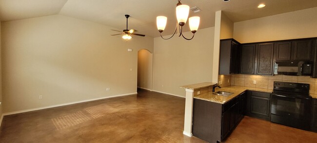 Photo - 3 Bed-2 Bath in New Braunfels