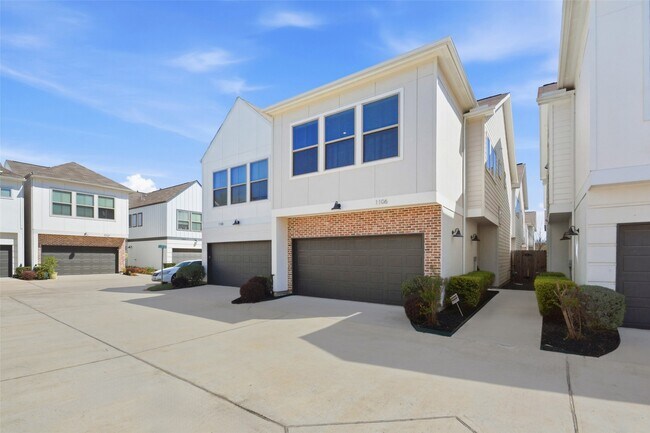 Photo - 1106 Yellow Pl