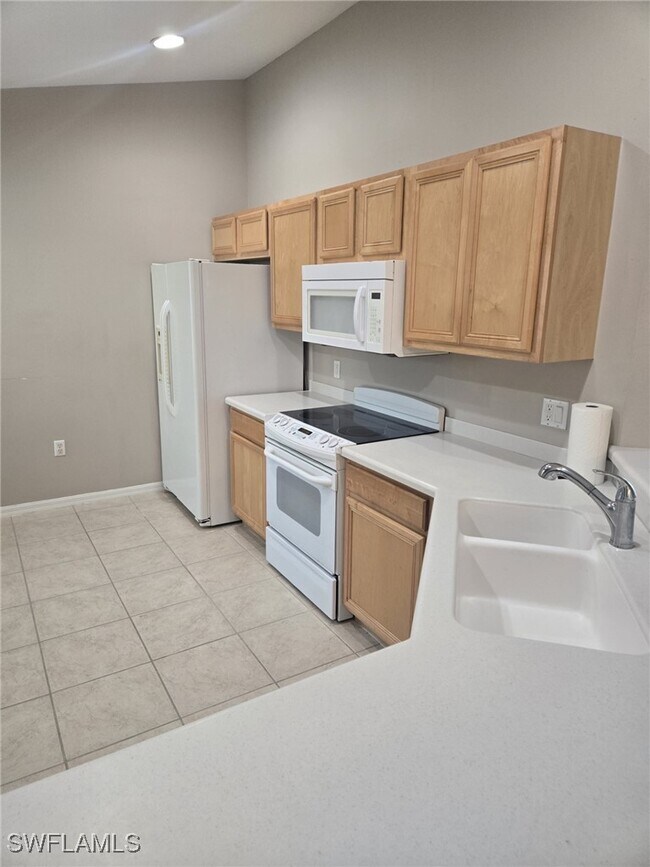 Photo - 10344 Whispering Palms Dr Unit 1904